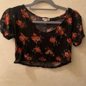 Floral lace trim crop top